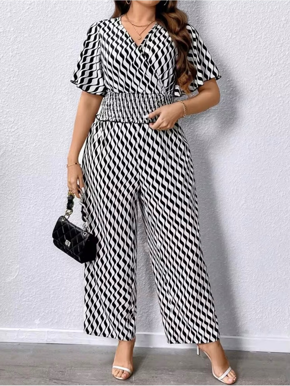Plus Size Wave Pattern Printed Shirred Wrap Top And Pants Two-Piece Set